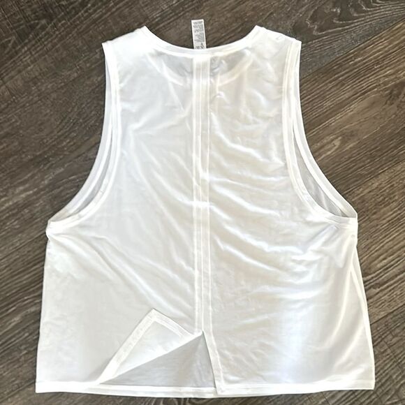 Spanx Women’s Tank Top NWOT White Sz M Rear Splice Hem - Picture 2 of 6